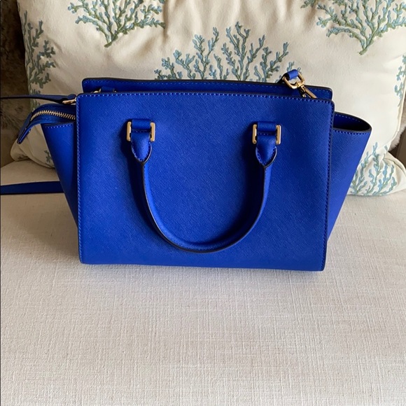 Michael Kors blue saffiano satchel and wallet set - Picture 3 of 12